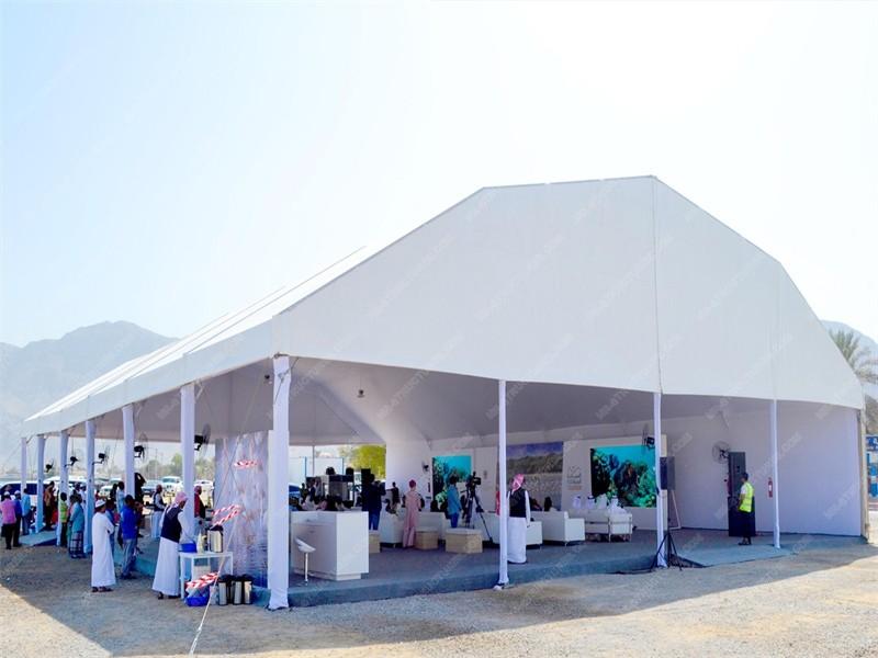 Grande tente polygonale en aluminium pour événements